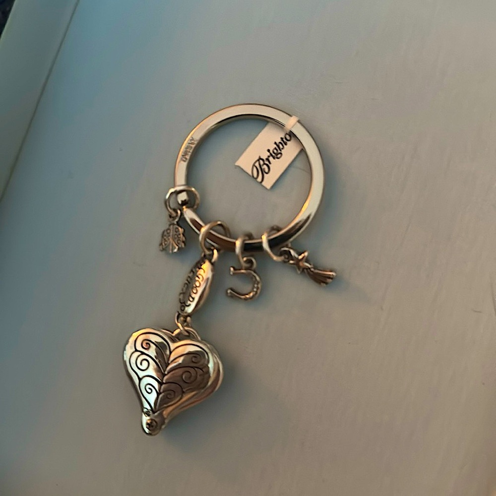 BRIGHTON LUCKY CLOVER KEYCHAIN W/ CHARMS  NWT
